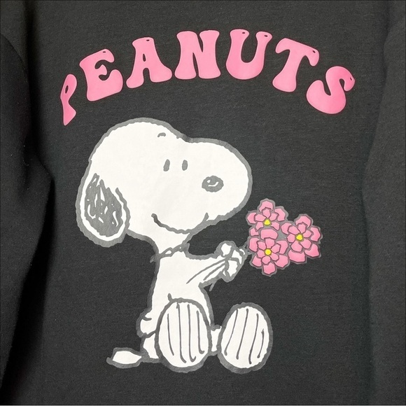 Peanuts Snoopy Pullover Sweatshirt Small black graphic crew fleece top flowers - Picture 3 of 11